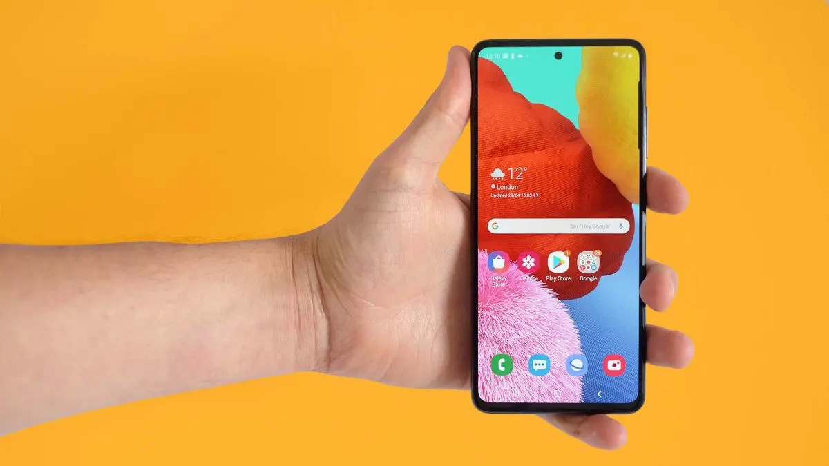 الكشف عن مواصفات جديدة لهاتفي "سامسونغ" Galaxy A52 5G وA72 5G