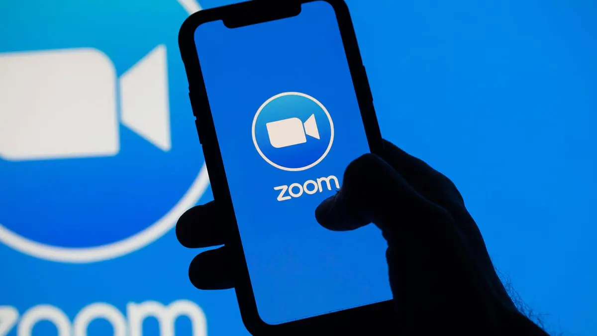 "زووم" تتيح التحديث التلقائي على "ويندوز" و"ماك أو إس"