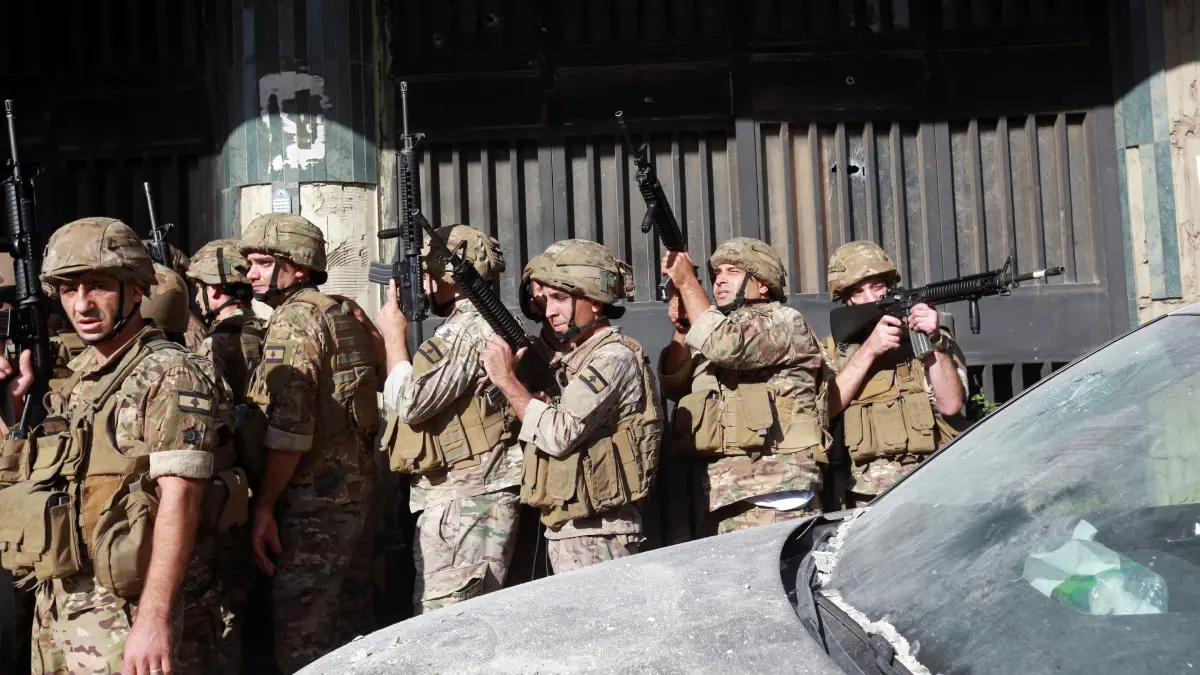 الجيش اللبناني ينفي التحضير لتنفيذ عملية عسكرية في "عين الحلوة"