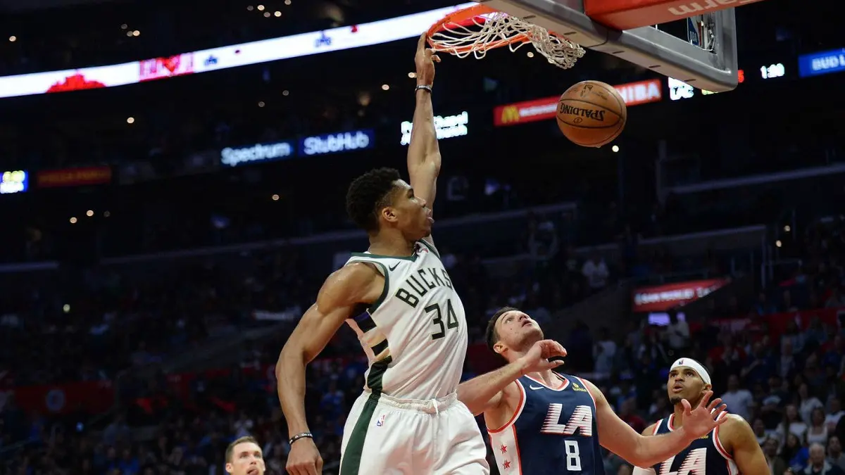 NBA يوتا غاز يتفوق على روكتس وبوسطن سيلتيكس يسقط نيويورك نيكس في دوري السلة الأمريكي