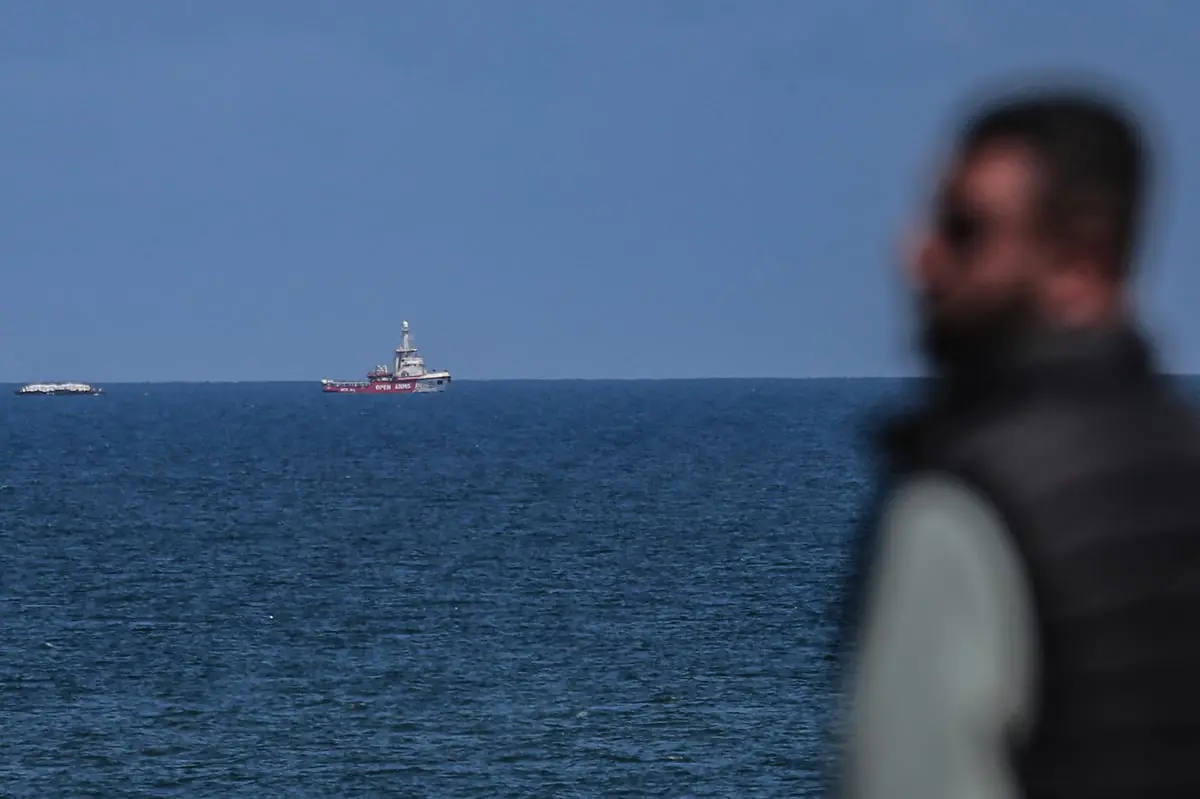 بانتظار إشارة الإبحار.. سفينة مساعدات ثانية إلى غزة