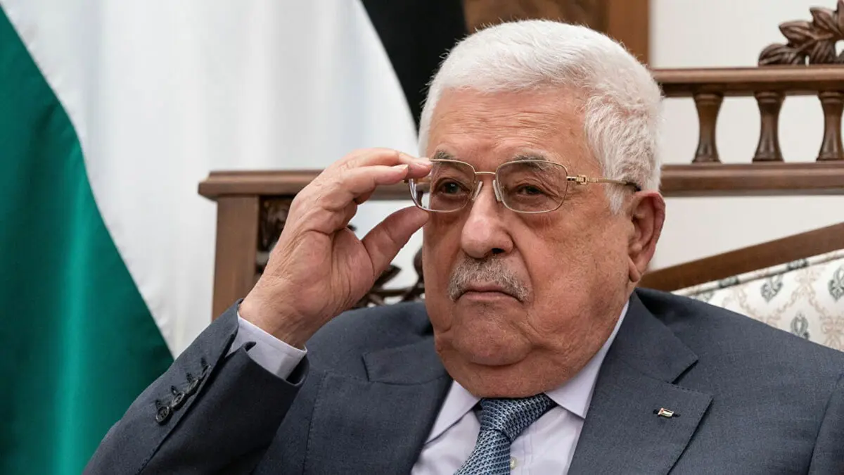 عباس يدعو جميع وزراء الحكومة الإسرائيلية الجديدة للقائه في رام الله