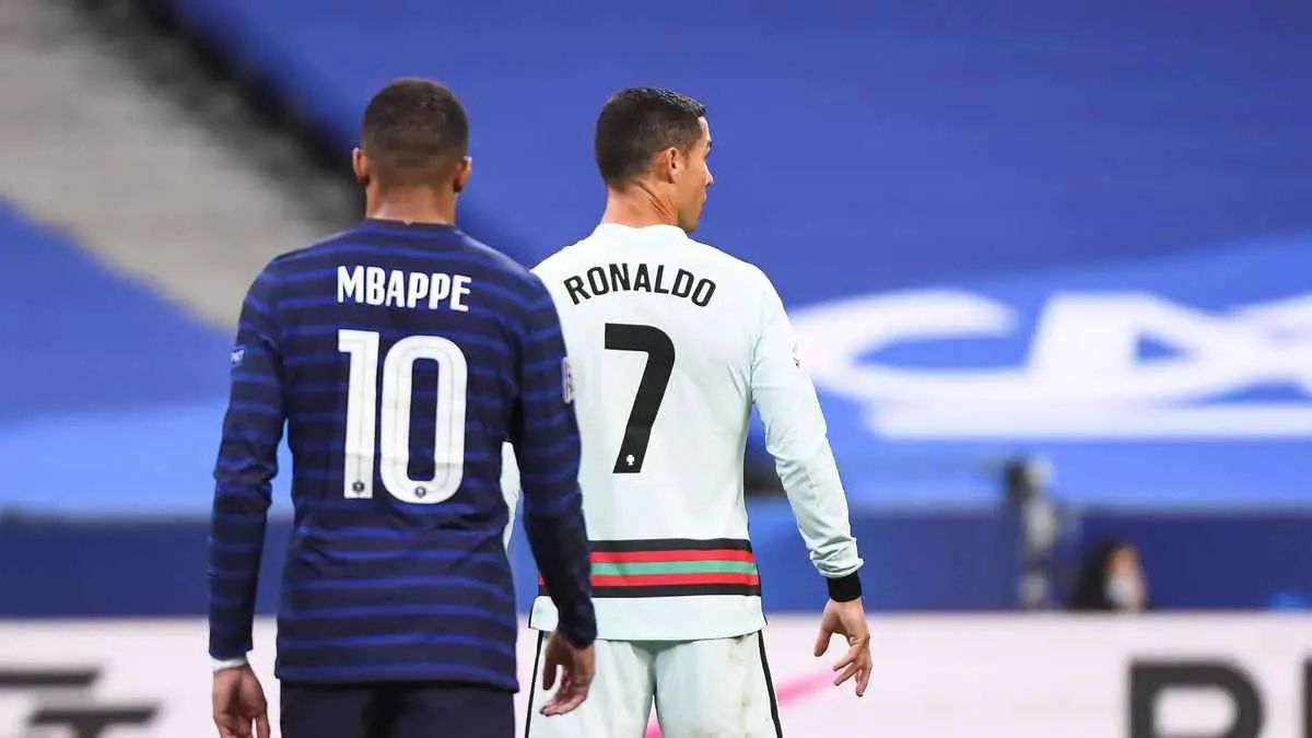 رونالدو ومبابي في هجوم ريال مدريد.. هل يحقق بيريز "الحلم الأخير"؟