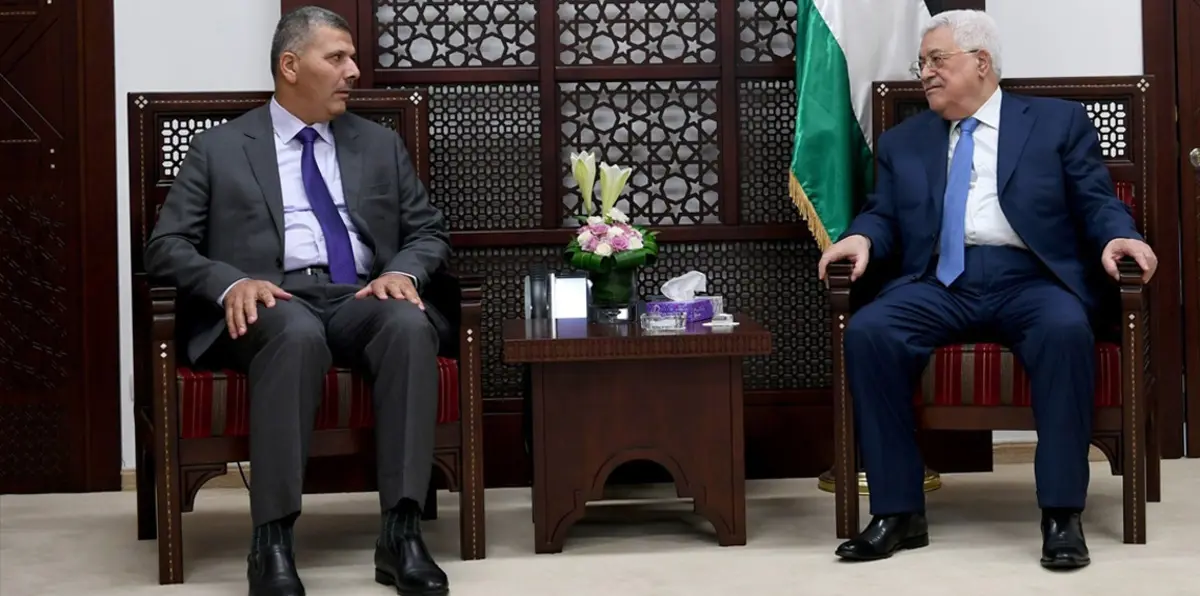 وفد من "حماس" يبحث مع عباس سبل إنهاء الانقسام الفلسطيني (صور)