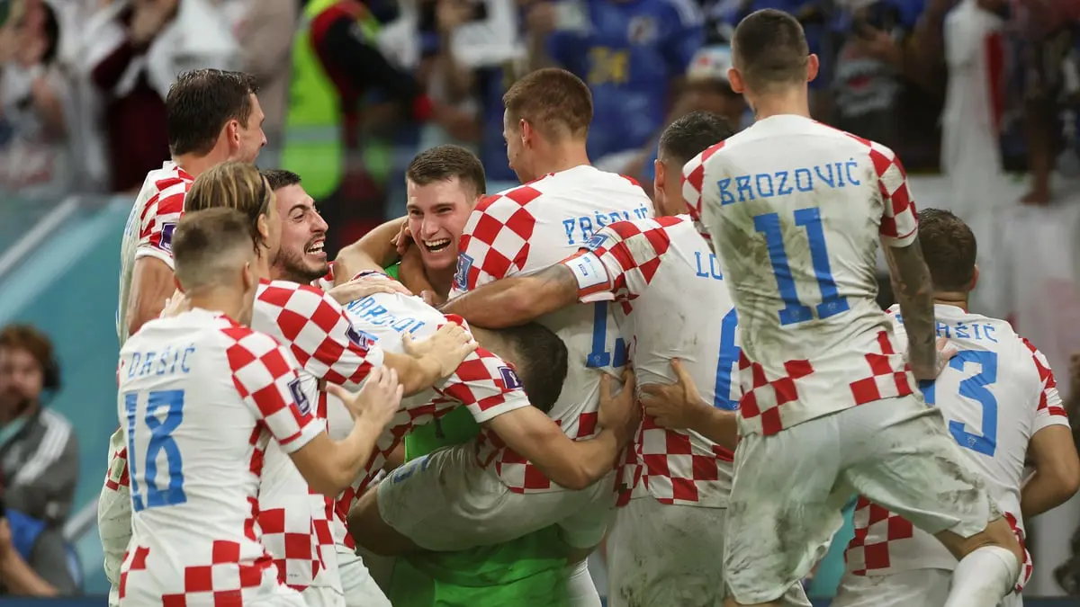 منتخب كرواتيا يتجاوز اليابان بضربات الترجيح ويتأهل لدور الثمانية في كأس العالم 2022 (فيديو)