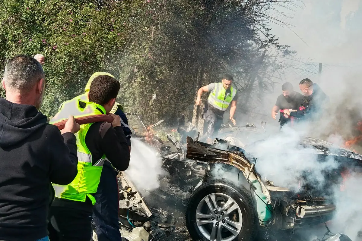 قتيل على الأقل في غارة إسرائيلية طالت سيارة في جنوب لبنان