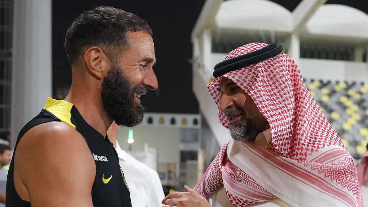 "افتراء كبير".. فهد سندي يدافع عن كريم بنزيما بعد إقالة لوران بلان 