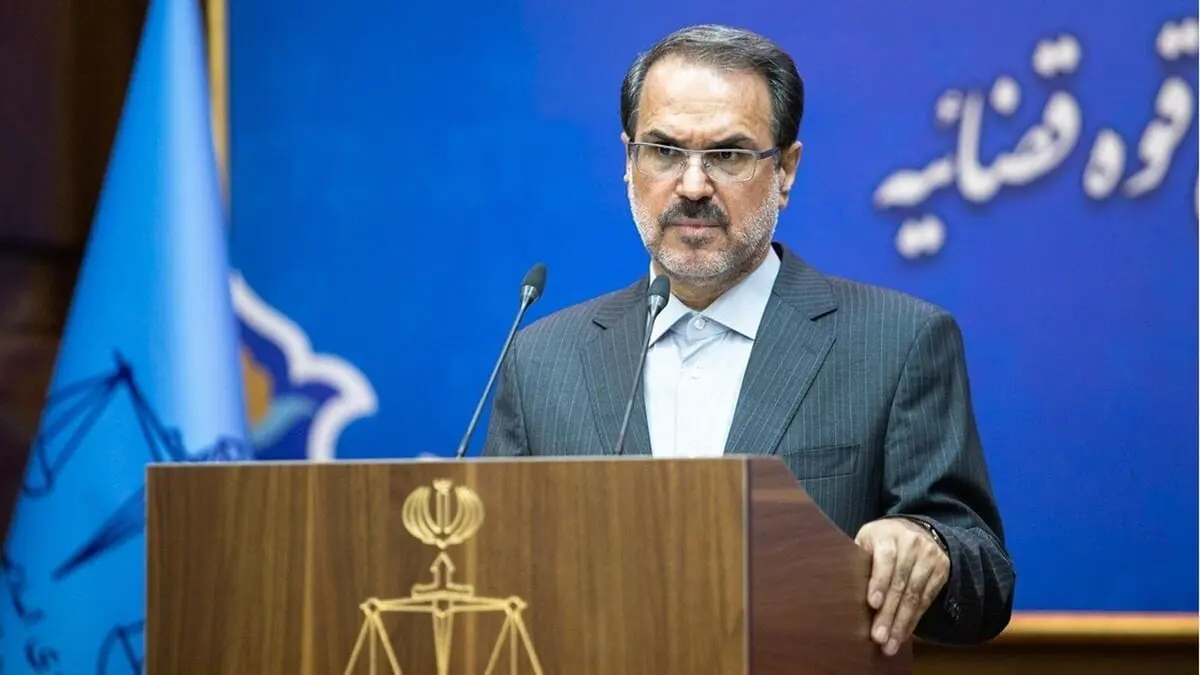 إيران.. أحكام بالسجن ضد متهمين في قضايا فساد تتعلق بمصرف "سرماية"