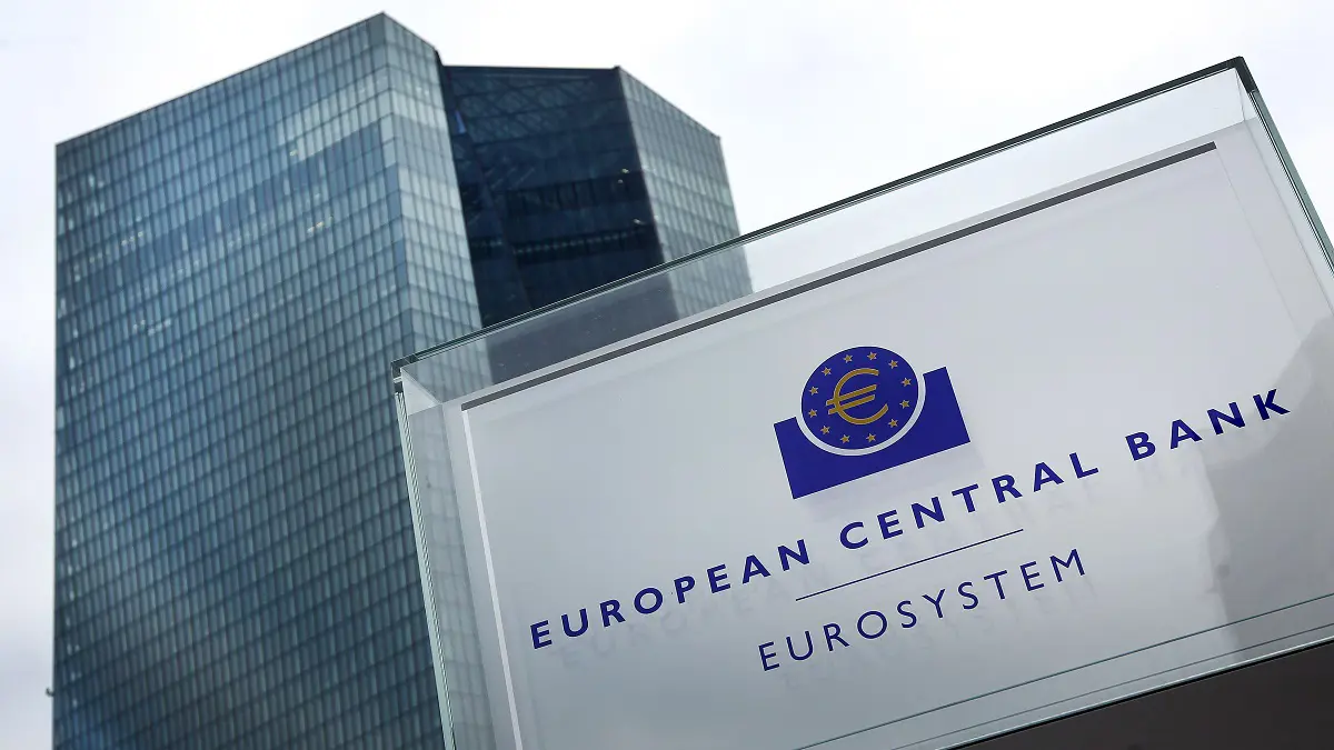 "المركزي الأوروبي":  مستعدون لتعزيز حجم الخطة الطارئة لمواجهة "كورونا"