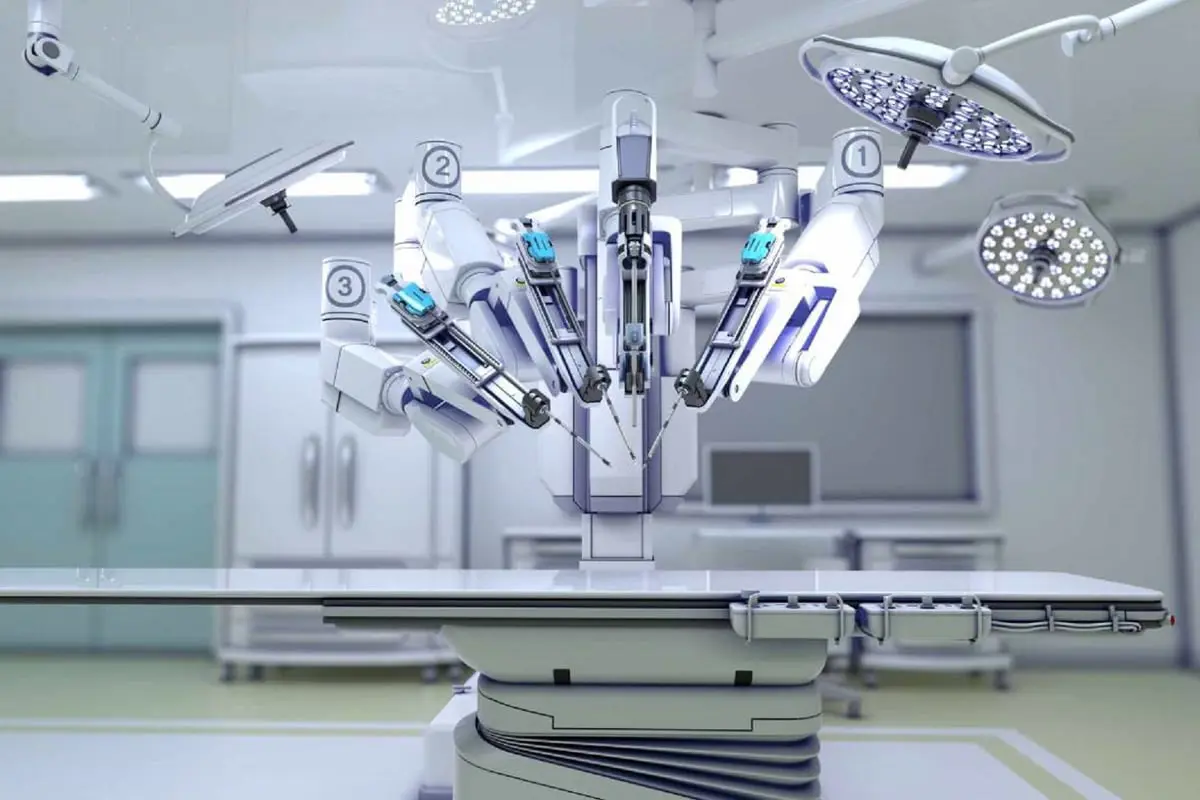 للمرة الأولى.. عملية جراحية للقلب باستخدام روبوت في السعودية