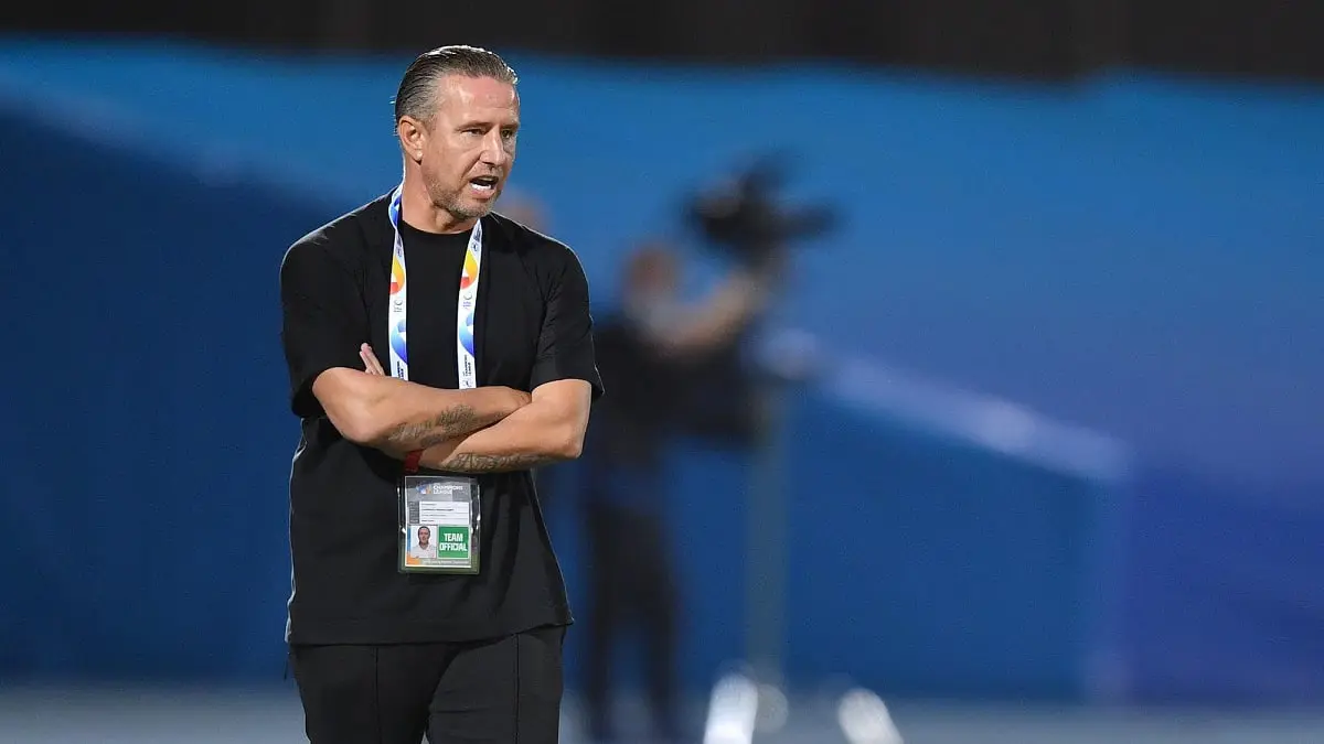 ريجيكامب مدرب الأهلي السعودي يخسر بخماسية للمرة السابعة في عامين
