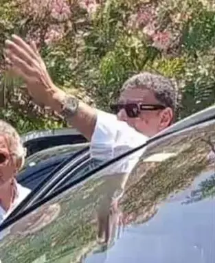 محمود طاهر في جنازة نجله