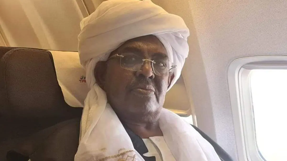 السودان.. عودة رئيس وزراء البشير محمد طاهر إيلا تثير الجدل