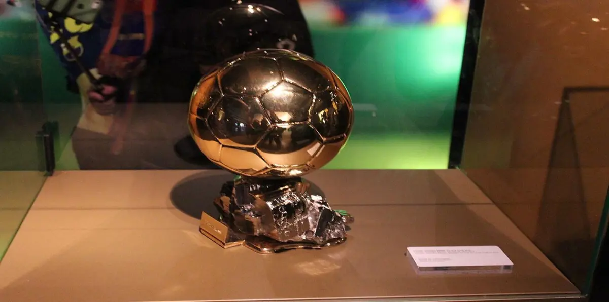 فرانس فوتبول تعلن "تدريجيًا" ترتيب جائزة الكرة الذهبية 2017