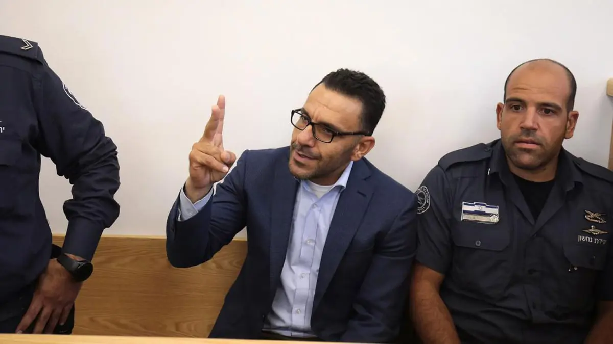 إسرائيل تعتقل محافظ القدس لدى السلطة الفلسطينية عدنان غيث