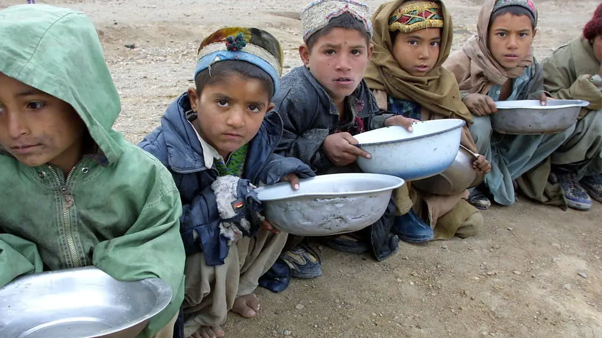 مليون طفل يواجهون سوء تغذية.. الجوع يفتك بأطفال أفغانستان