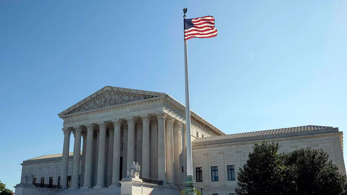 الكونغرس يحقق في أخلاقيات قضاة بالمحكمة الأمريكية العليا