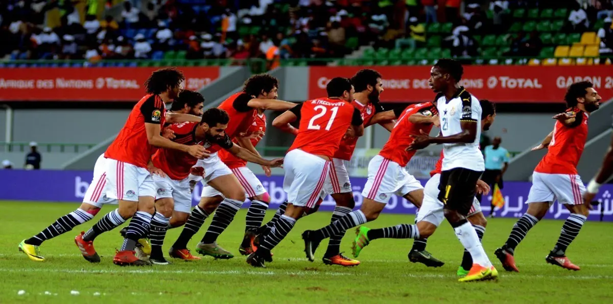 المنتخب المصري يتوج بجائزة الكاف لأفضل منتخب رجال في 2017