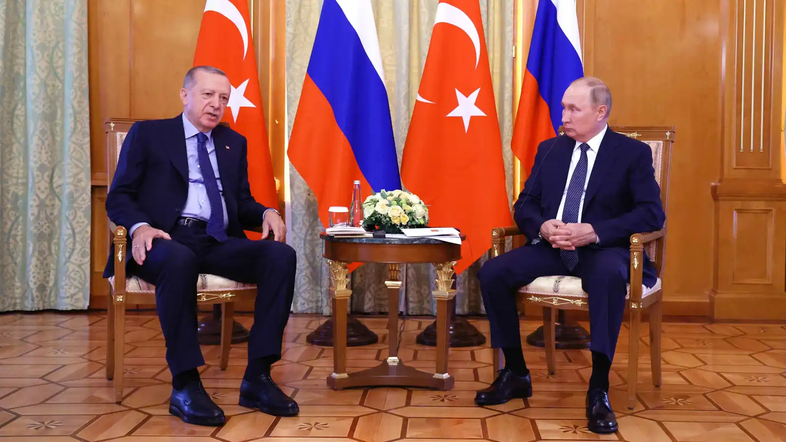 أردوغان: بوتين وزيلينسكي ليسا مستعدين بعد للقاء