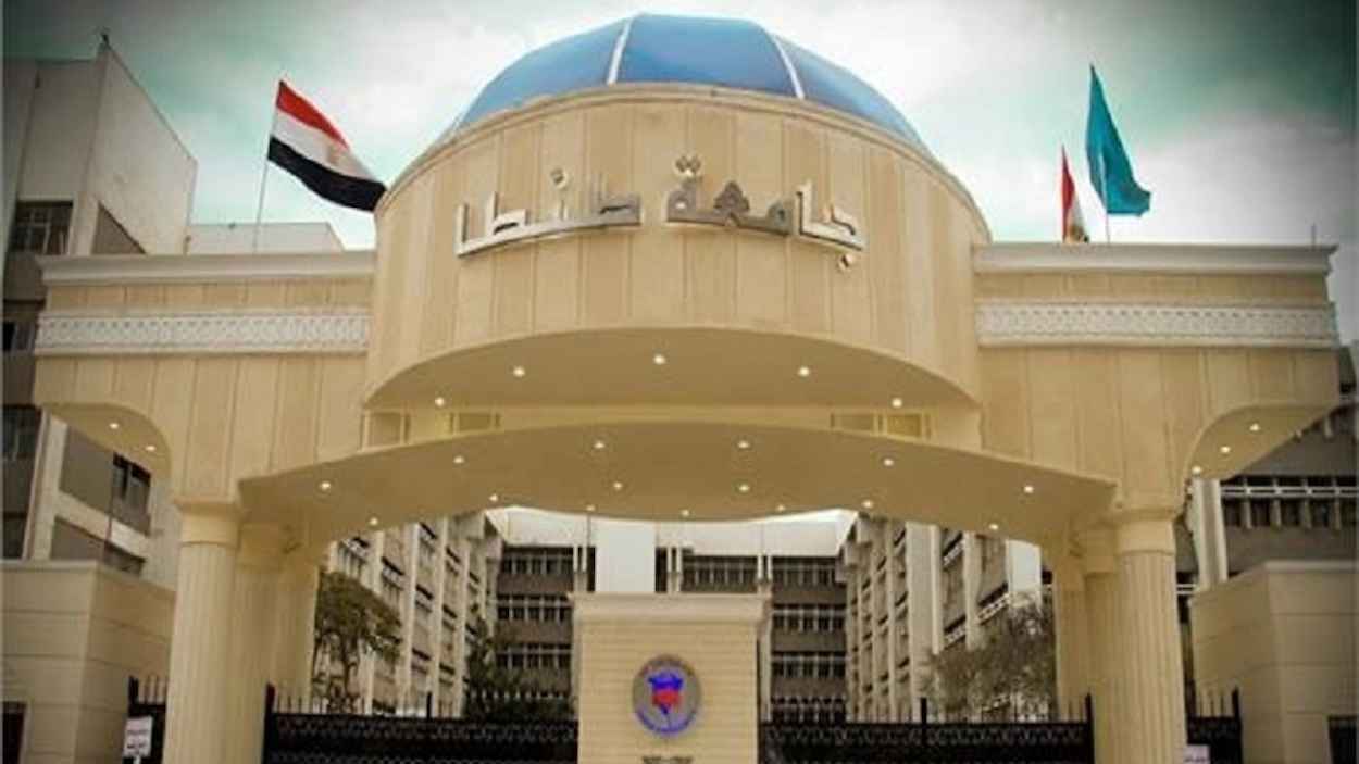 الحرارة العالية تتسبب في إغماء 49 طالبة بجامعة مصرية | إرم نيوز