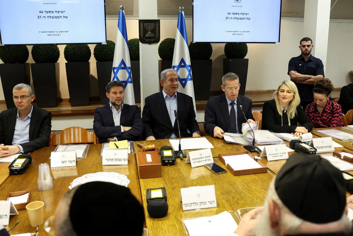 إسرائيل تقرّ خطة تتيح نقل أموال الضرائب الفلسطينية لدولة أخرى