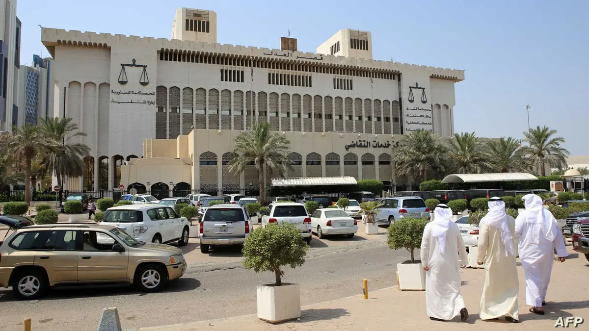 حبس فنان كويتي شهير بتهمة جلب مواد مخدرة من الخارج