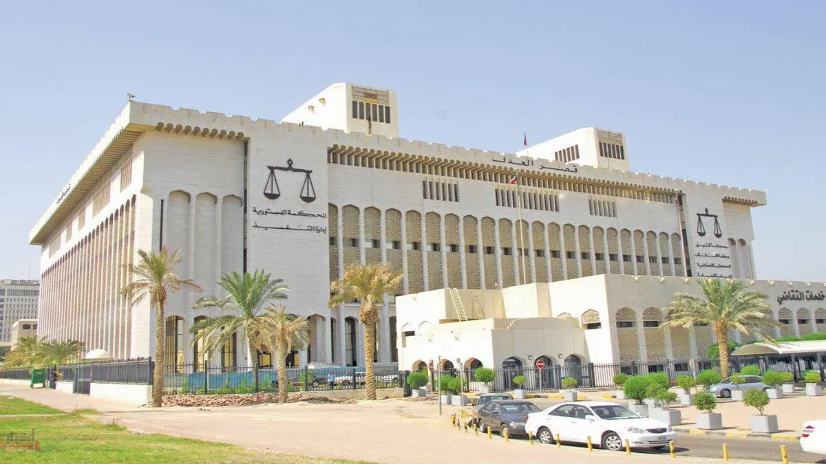 وفد أمني مصري يطير إلى الكويت لبحث قضية الخلية الإخوانية