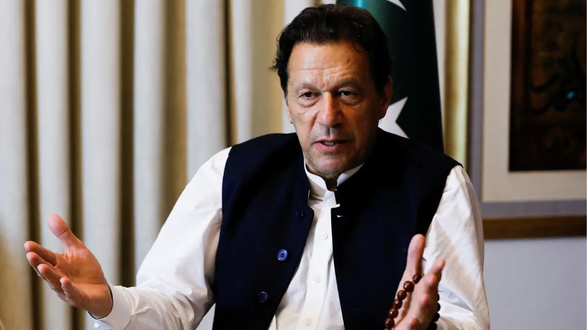 عمران خان: أنا من سيحدد رئيس حكومة باكستان