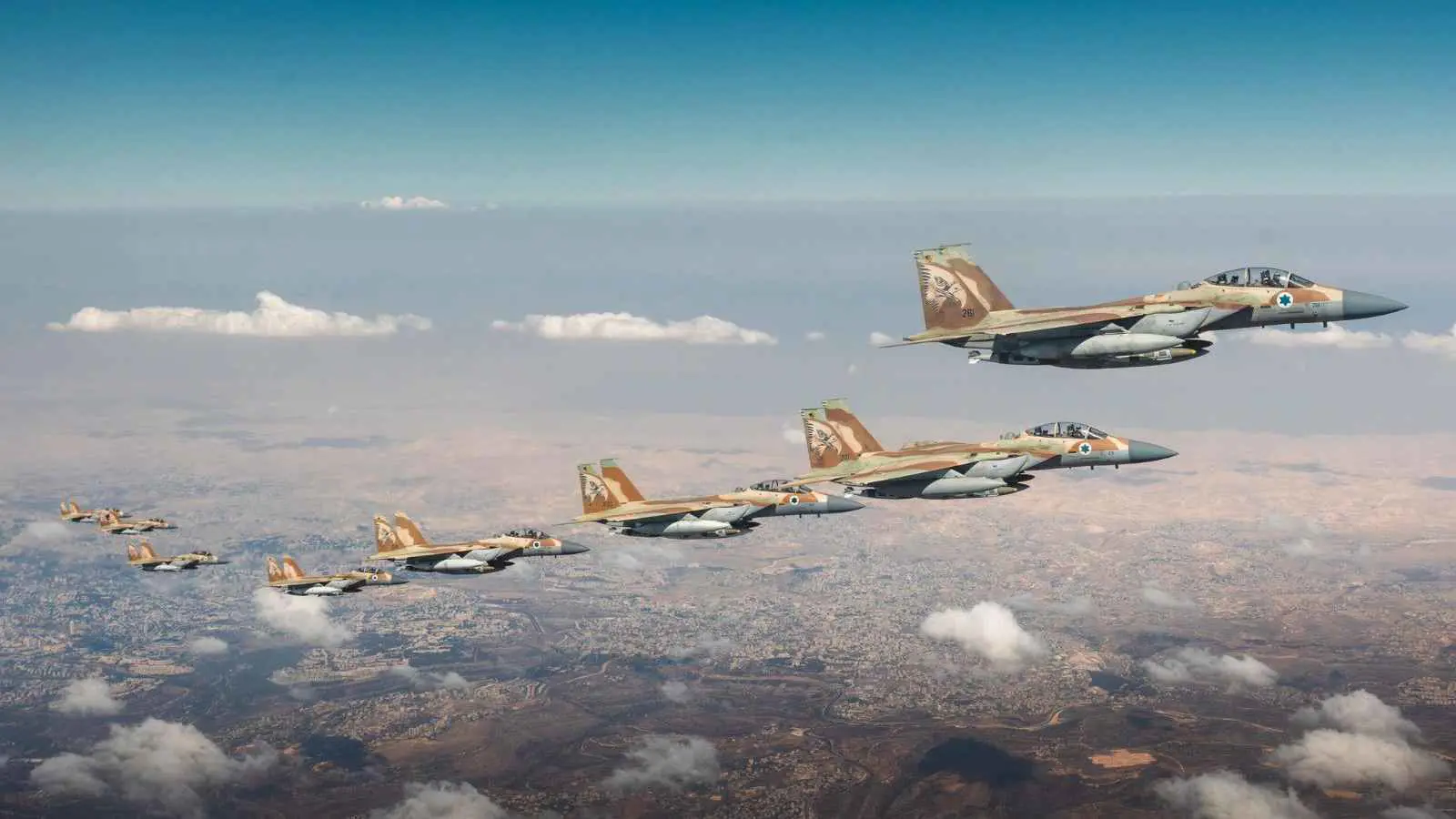 مقاتلات إف 15 الإسرائيلية في طريقها إلى طهران