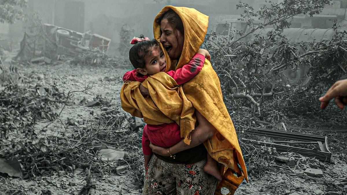 الغارديان: الحروب في غزة وأوكرانيا تدخل مرحلة ”اليأس والعبث” | إرم نيوز