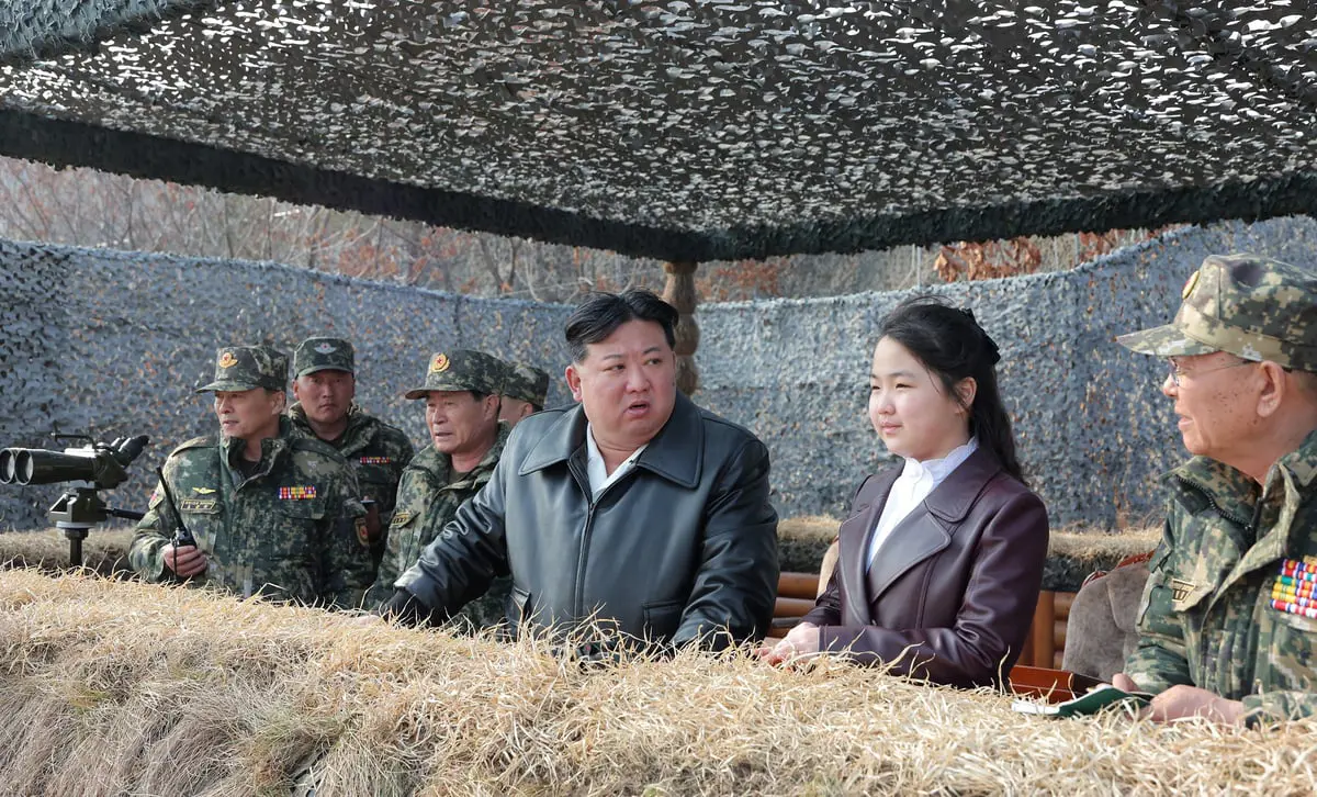 كيم جونغ يشرف على تدريبات تهدف لـ"احتلال منطقة بضربة واحدة" (صور)
