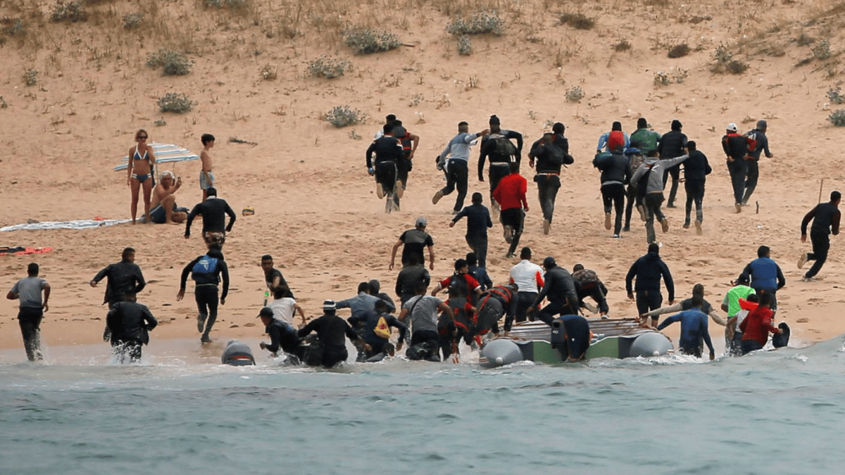 القبض على 52 مهاجرا غير شرعي في المغرب