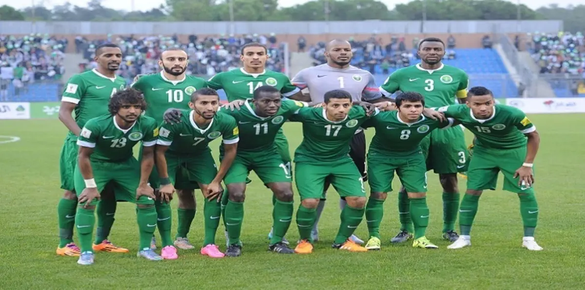 استهتار لاعبي "الأخضر".. ظاهرة تفزع السعوديين