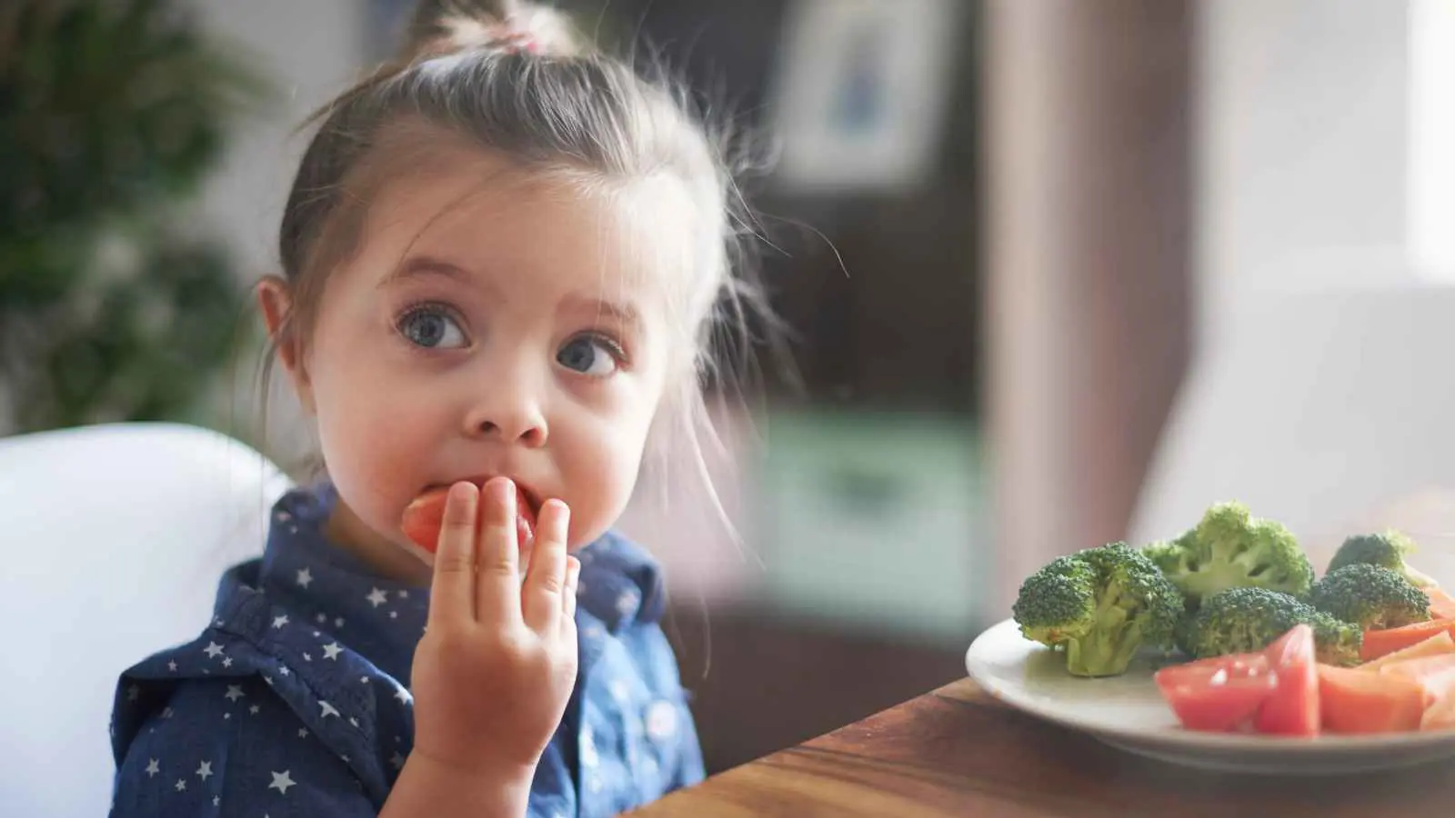 تناول هذه الأطعمة في الطفولة يزيد "حدة الدماغ" في السبعينيات