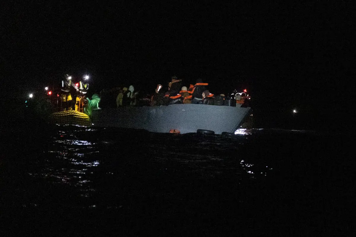 منظمة ترجح غرق 60 شخصًا استقلوا قارب هجرة من ليبيا