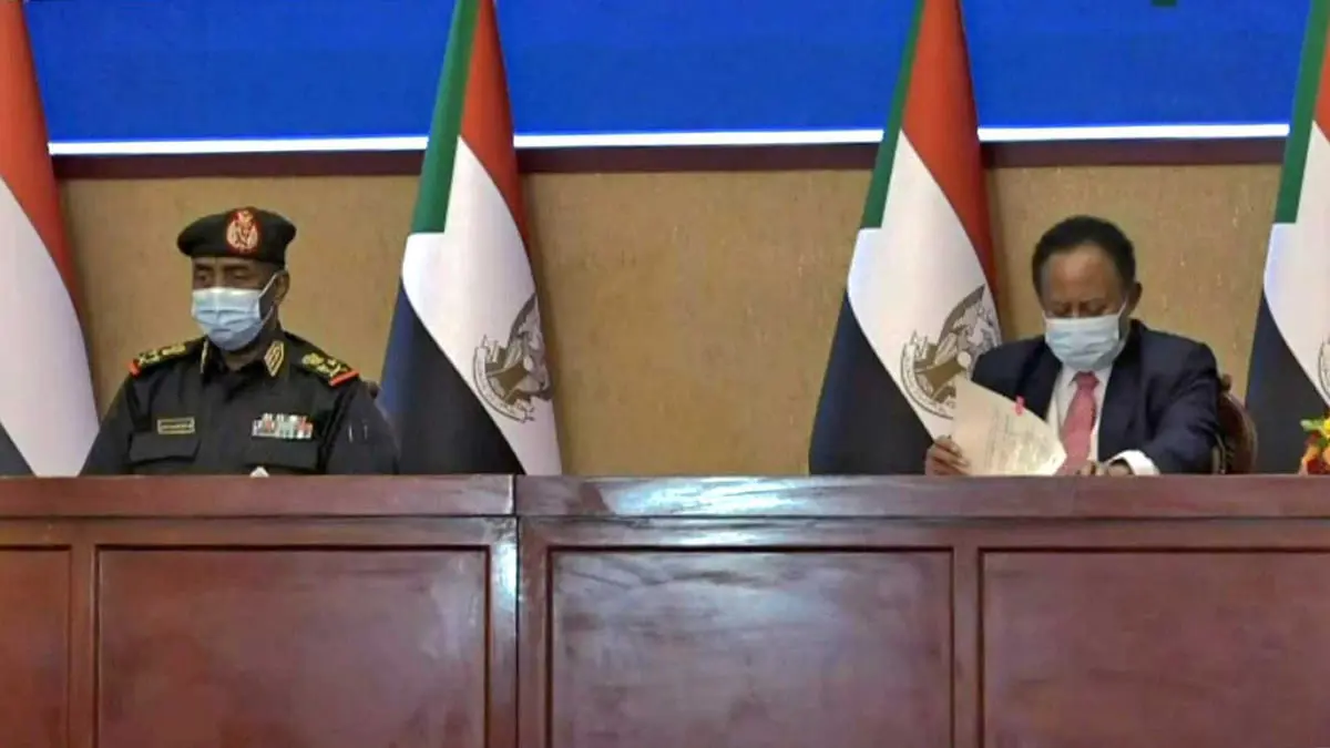 السعودية والإمارات ومصر ترحب بتوقيع الاتفاق السياسي في السودان