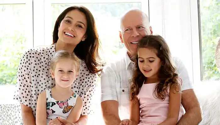 أطفال بروس ويليس وإيما هيمينغ