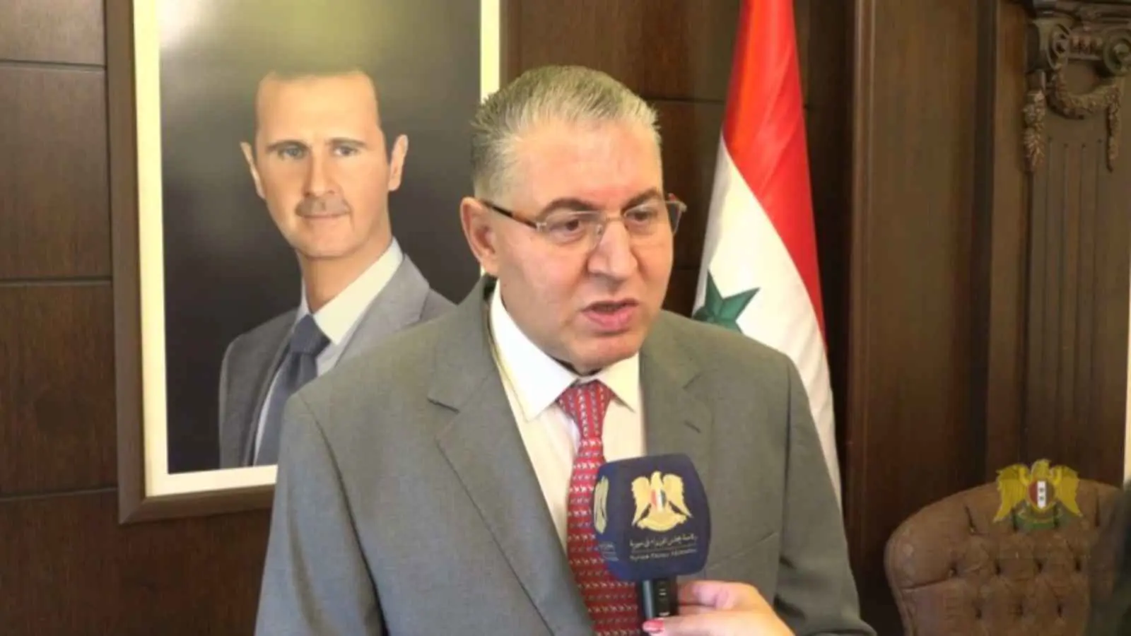 سوريا توقف دارم طباع وزير التربية في عهد الأسد
