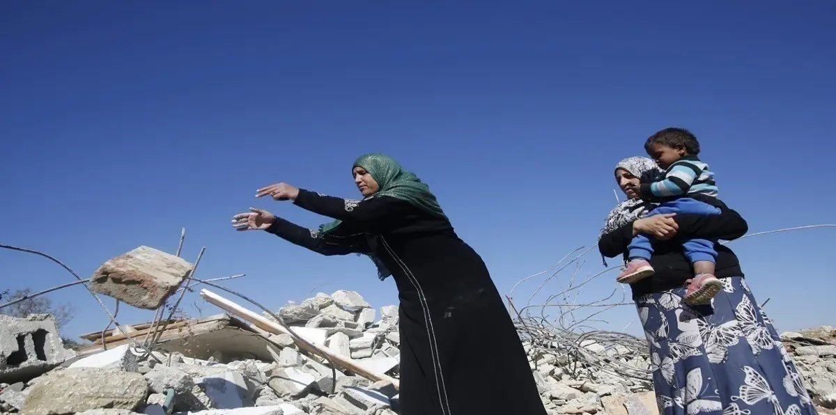 القوات الإسرائيلية تفجر منزل فلسطيني قتل 3 مستوطنين بالضفة الغربية