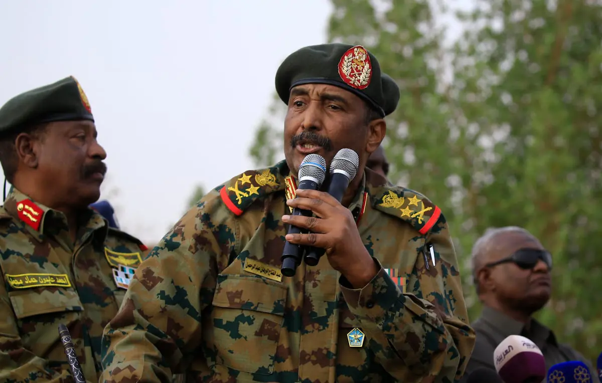 البرهان يعفي الطاهر حجر من عضوية مجلس السيادة السوداني