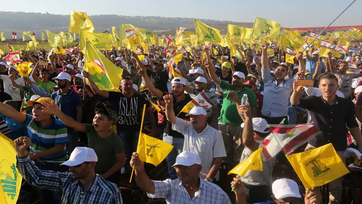 ما أهداف "حزب الله" من قيادة الحرب على "كورونا" في لبنان؟