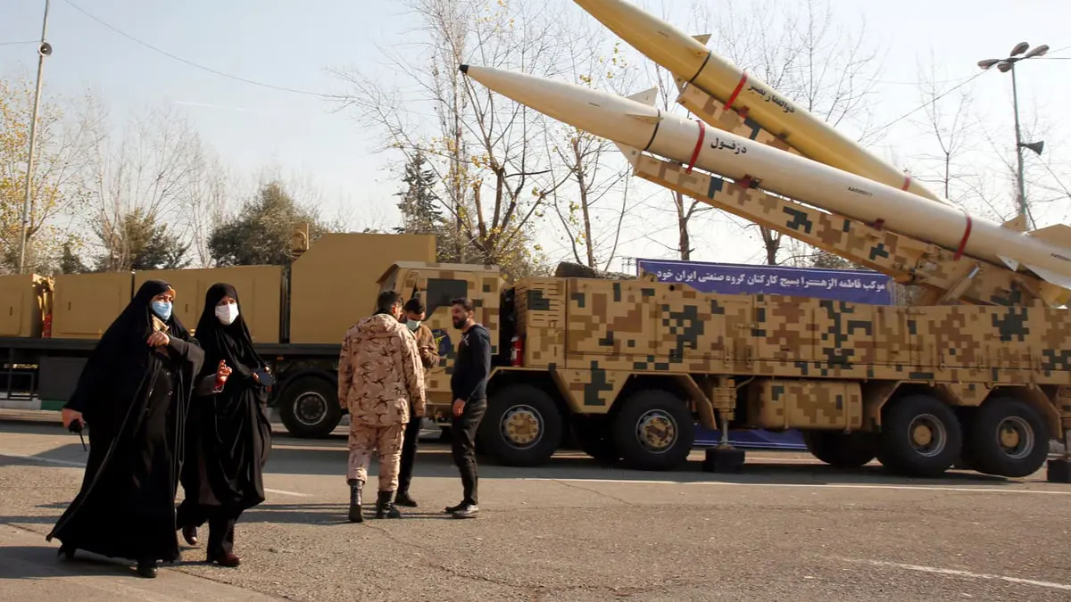 تقرير: هجوم بمسيرات انتحارية استهدف معسكر "بارشين" العسكري في إيران