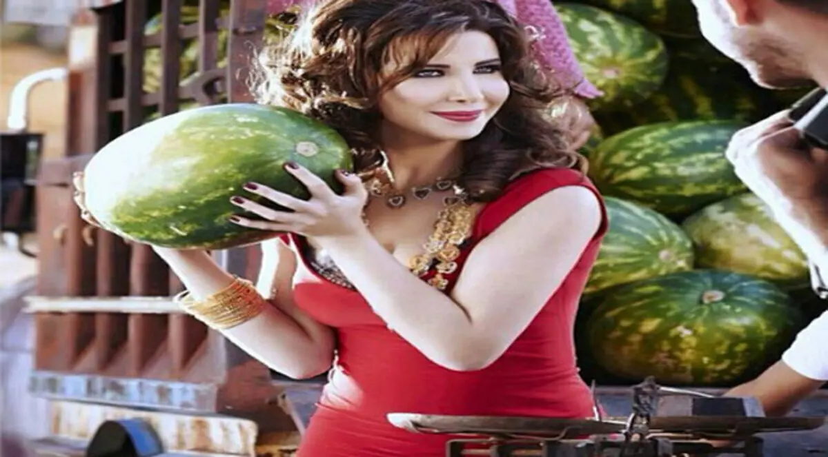 صورة "بطيخة" نانسي عجرم تشعل "تويتر"