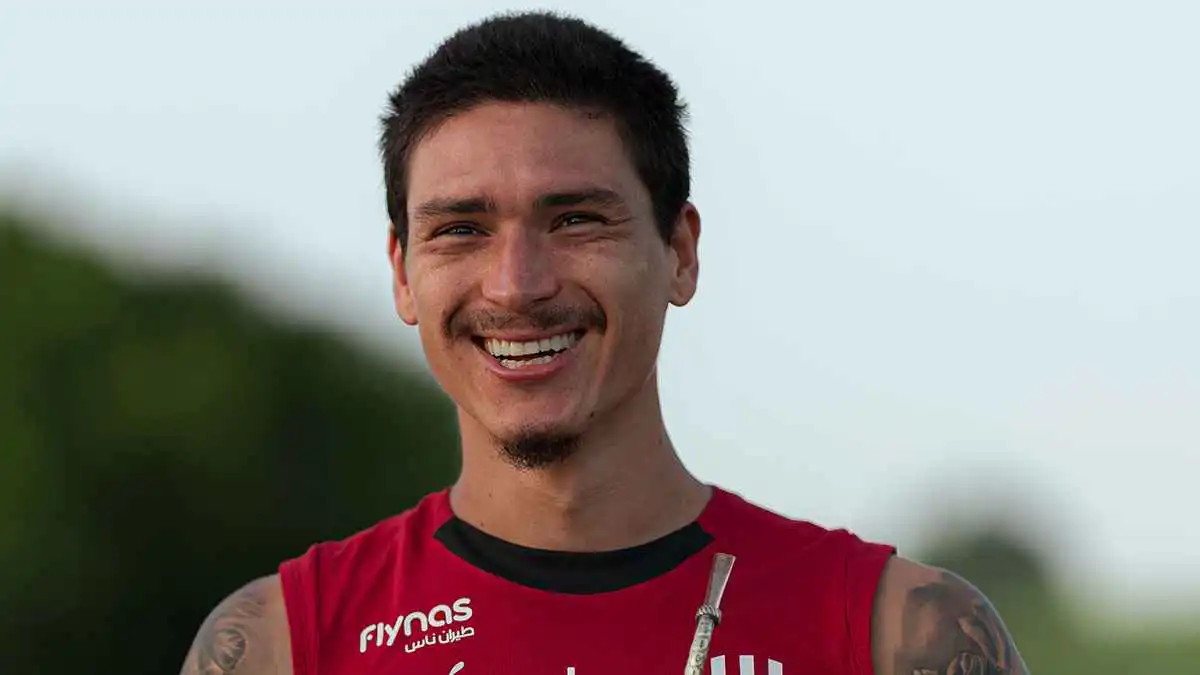 يظن البعض أنهم نمور.. هل سخر الاتحاد السعودي من نجم الهلال الجديد؟ (فيديو)