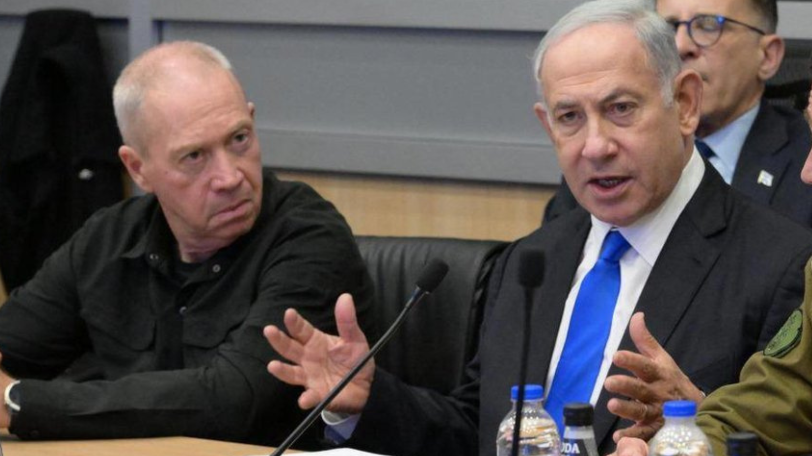 قناة إسرائيلية: نتنياهو يعتزم إقالة وزير الدفاع غالانت