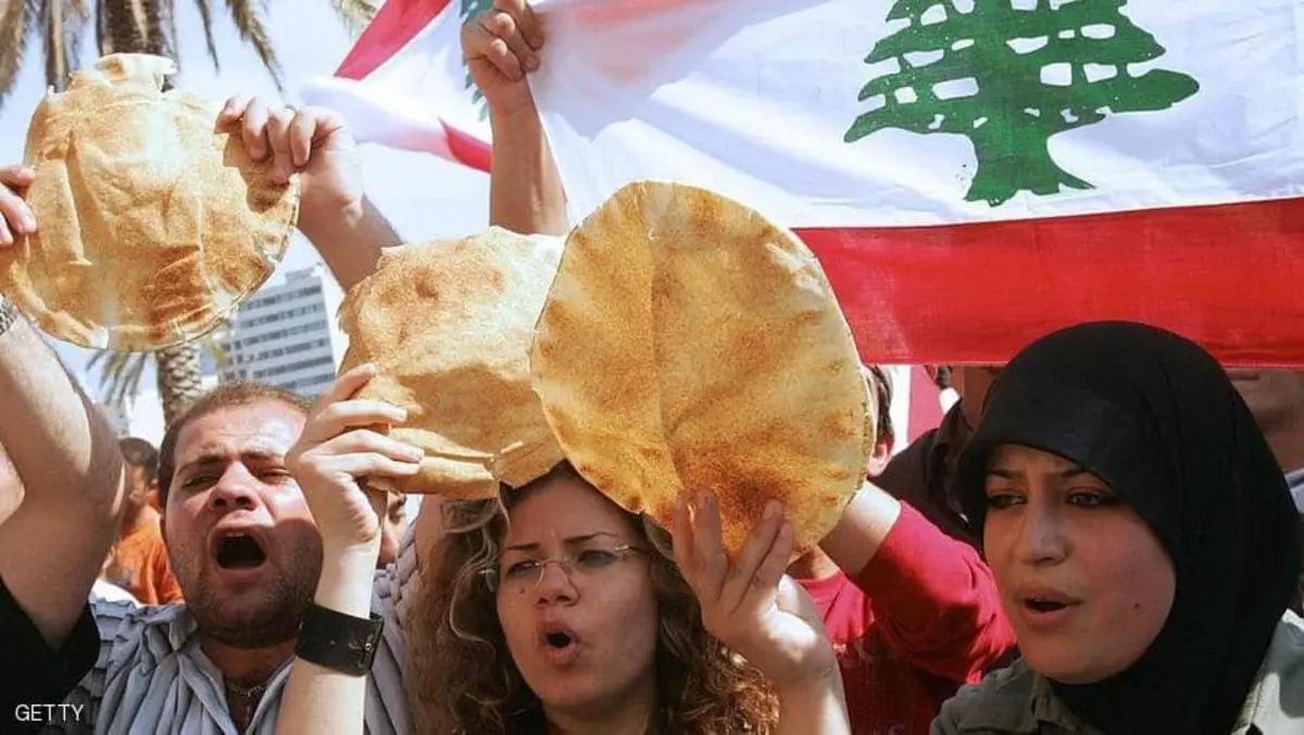 أزمة الخبز تتفاقم بلبنان وأصحاب الأفران في إضراب مفتوح