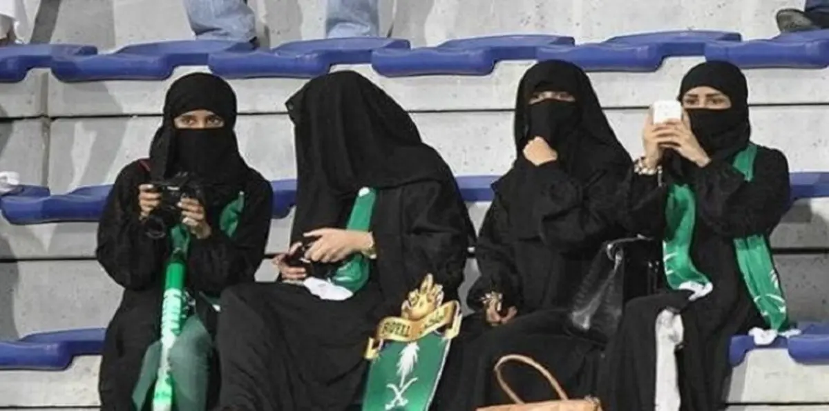 السعودية.. منع دخول الفتيات استاد الملك فهد