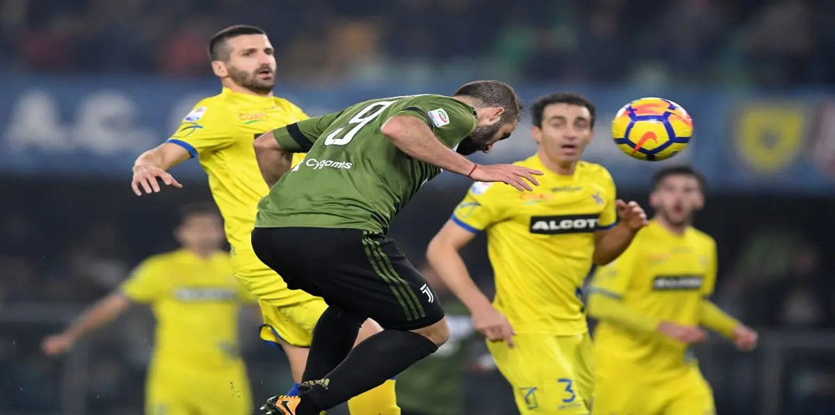 يوفنتوس يضع قدمًا في نهائي كأس إيطاليا بالفوز على أتلانتا (فيديو)