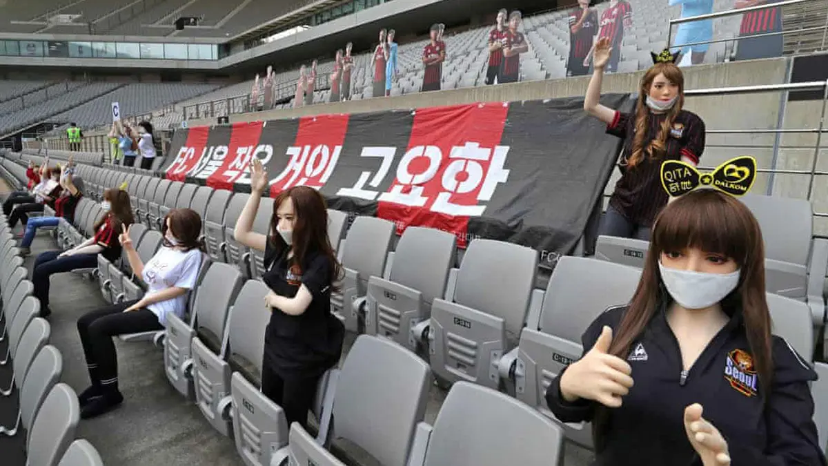 نادي سول يعتذر لاستخدام الدمى الجنسية لتعويض غياب الجماهير بالدوري الكوري الجنوبي