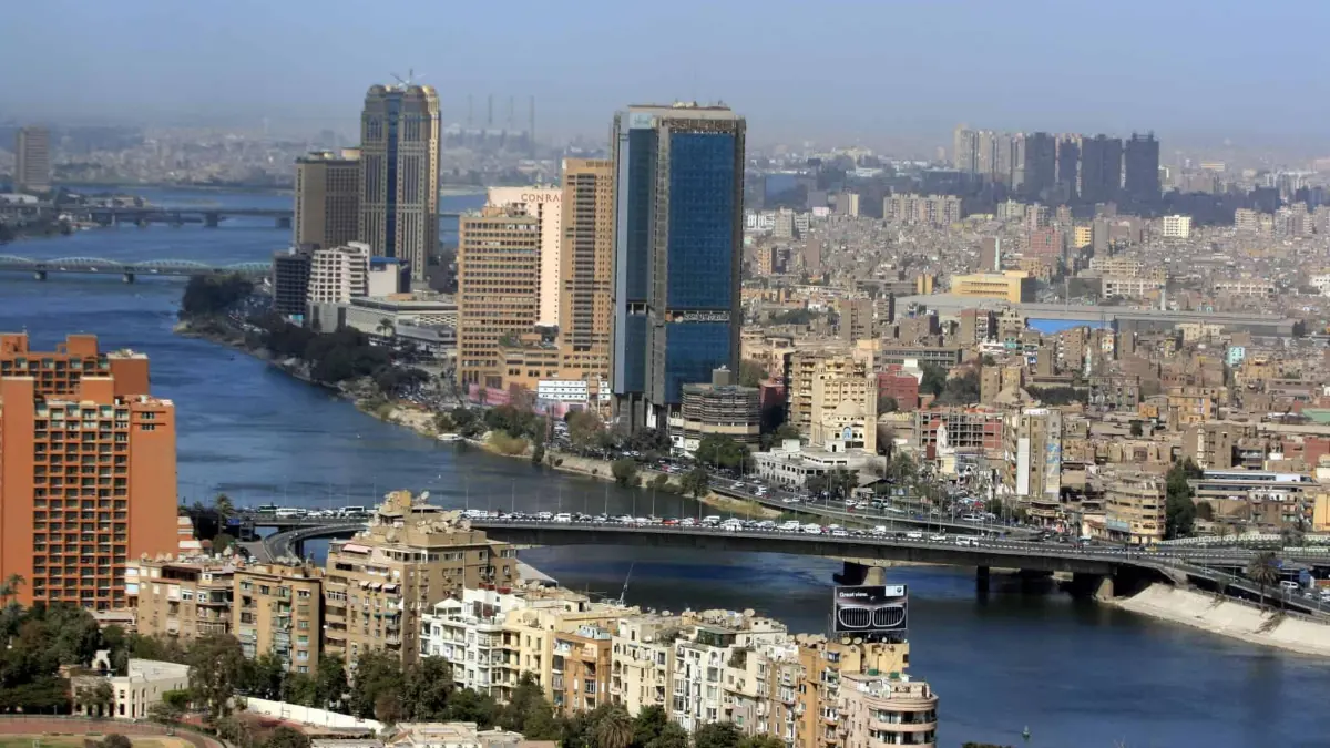 4 مليارات في أسبوع.. هل يهدد توحش الاقتراض مستقبل مصر الاقتصادي؟